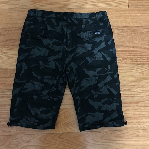Projek Raw - Camo Shorts - Size 32 - Picture 8 of 9